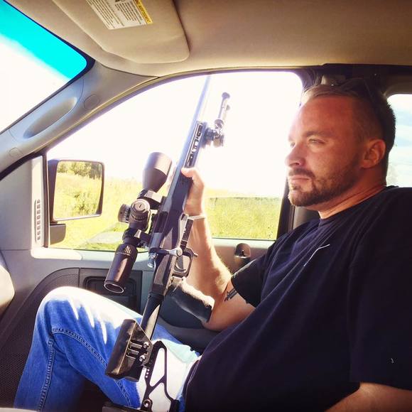 Meet your Posher, Justin - Picture 1 of 1